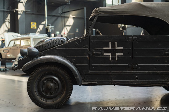 Volkswagen Ostatní modely TYP 82 KÜBELWAGEN 1943