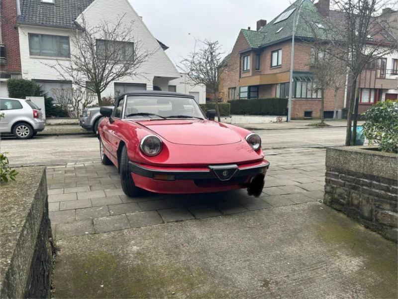 Alfa Romeo Spider 