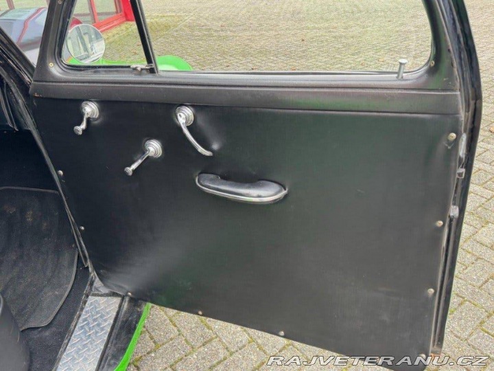Chevrolet Master Stylemaster 5 Window Coupe 1947