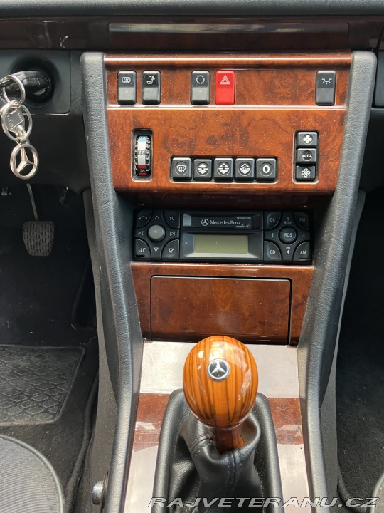 Mercedes-Benz E W124 E200 1995