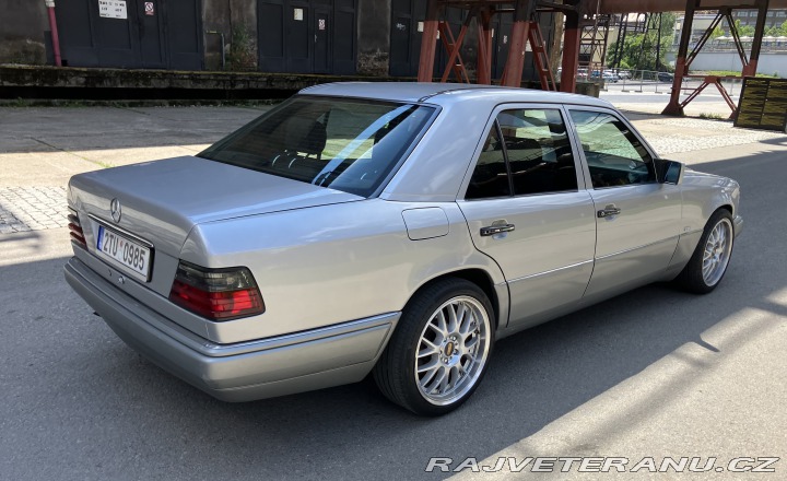 Mercedes-Benz E W124 E200 1995