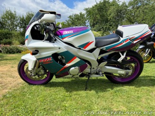 Yamaha Ostatní modely FZR 600R, sbírkový stav 1994