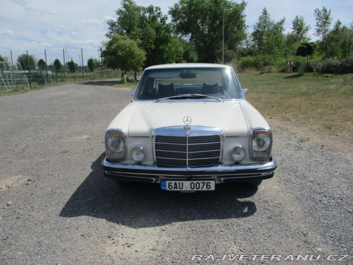 Mercedes-Benz 280 W114 1972