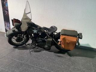 Harley-Davidson W WLC 1944