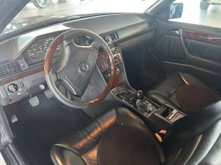 Mercedes-Benz 320 124 E320 24V kabriolet 1995