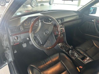 Mercedes-Benz 320 124 E320 24V kabriolet 1995