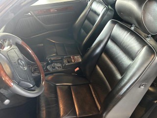 Mercedes-Benz 320 124 E320 24V kabriolet 1995
