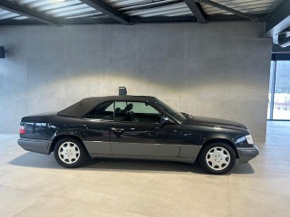 Mercedes-Benz 320 124 E320 24V kabriolet 1995