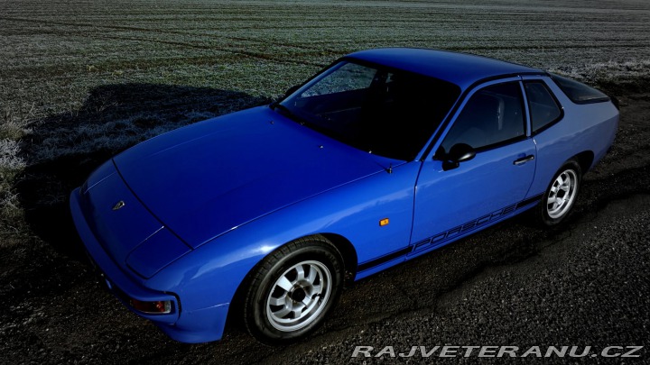 Porsche 924 1977