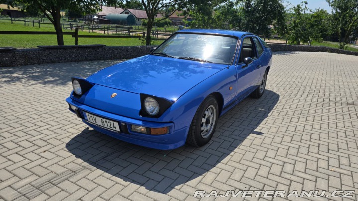 Porsche 924 1977