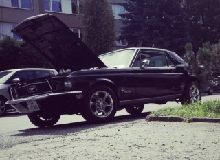 Ford Mustang 