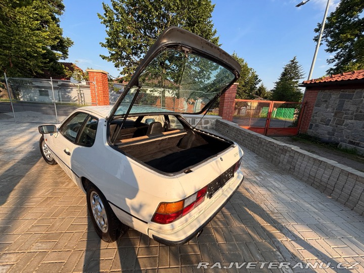 Porsche 924 924 S 1985