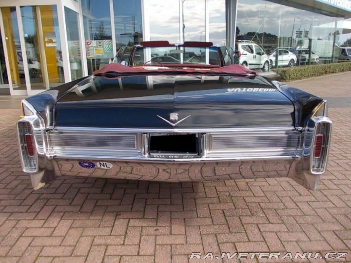 Cadillac DeVille Convertible 1965