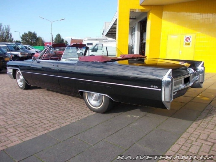 Cadillac DeVille Convertible 1965