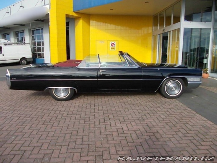 Cadillac DeVille Convertible 1965