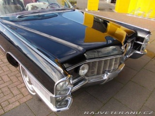 Cadillac DeVille Convertible 1965