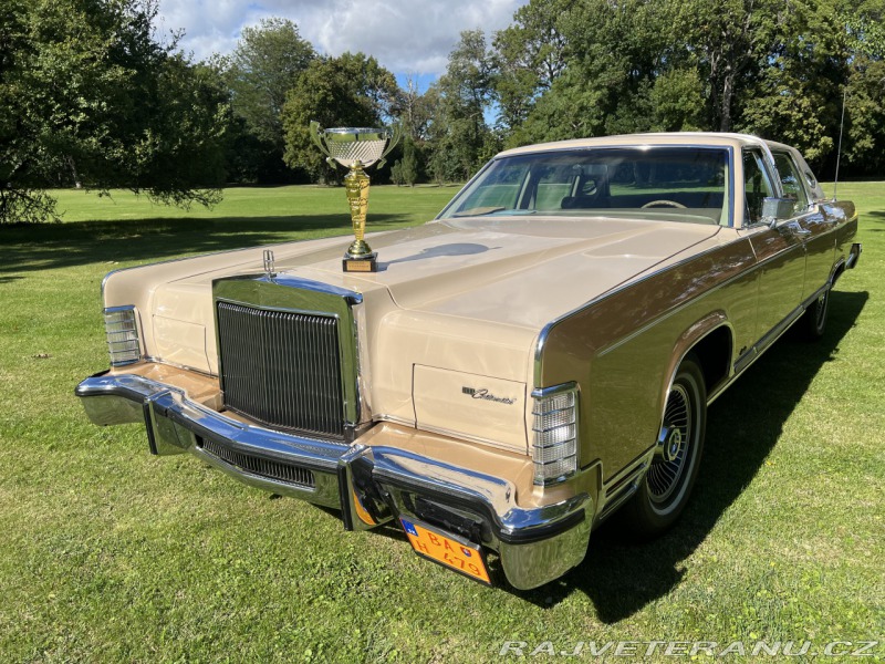 Lincoln Continental Williamsburg Edition