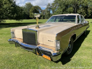 Lincoln Continental Williamsburg Edition