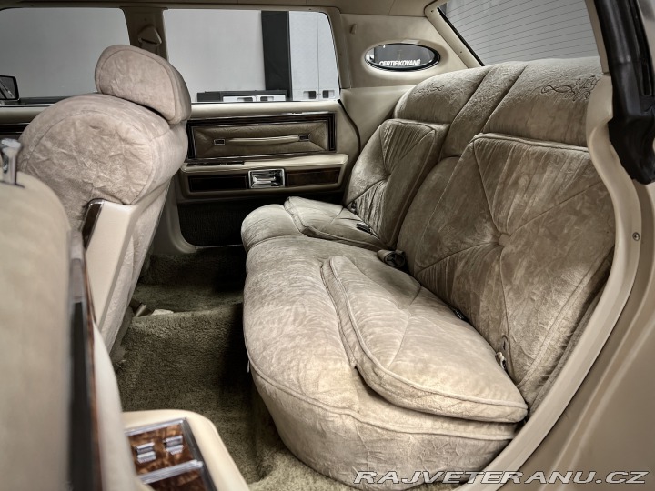Lincoln Continental Williamsburg Edition 1978