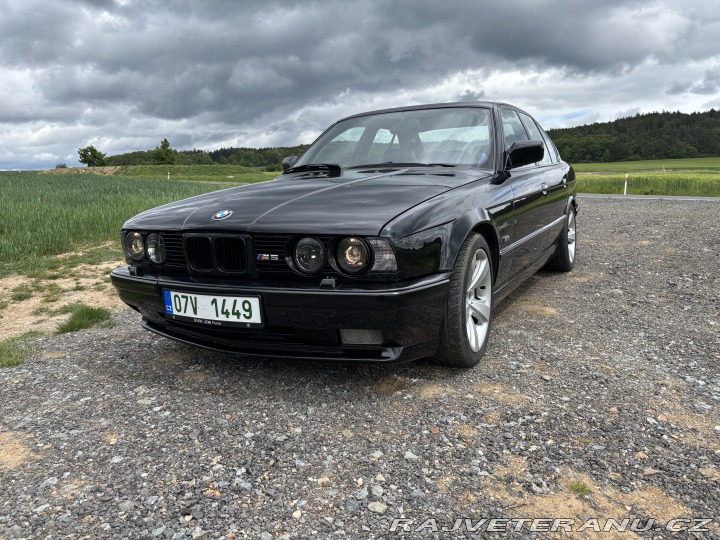 BMW M5 E34 1990