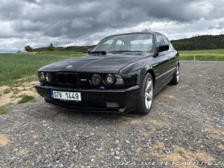 BMW M5 E34 1990