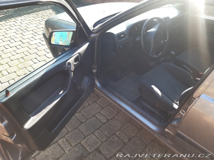 Opel Vectra 1.8i 8v sedan 1991