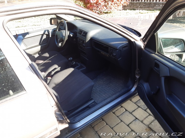 Opel Vectra 1.8i 8v sedan 1991