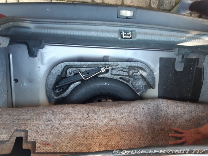 Opel Vectra 1.8i 8v sedan 1991
