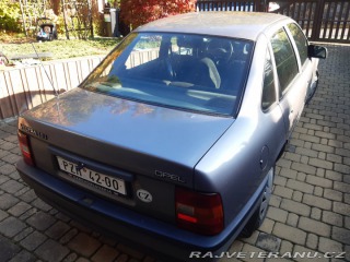 Opel Vectra 1.8i 8v sedan 1991