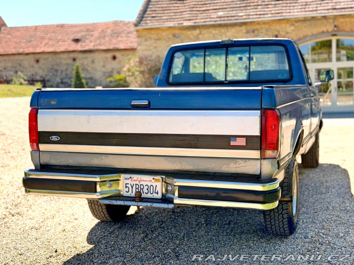 Ford F -150 5.8 V8 4x4 1.majitel 1990