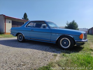 Mercedes-Benz 230 W123 1980