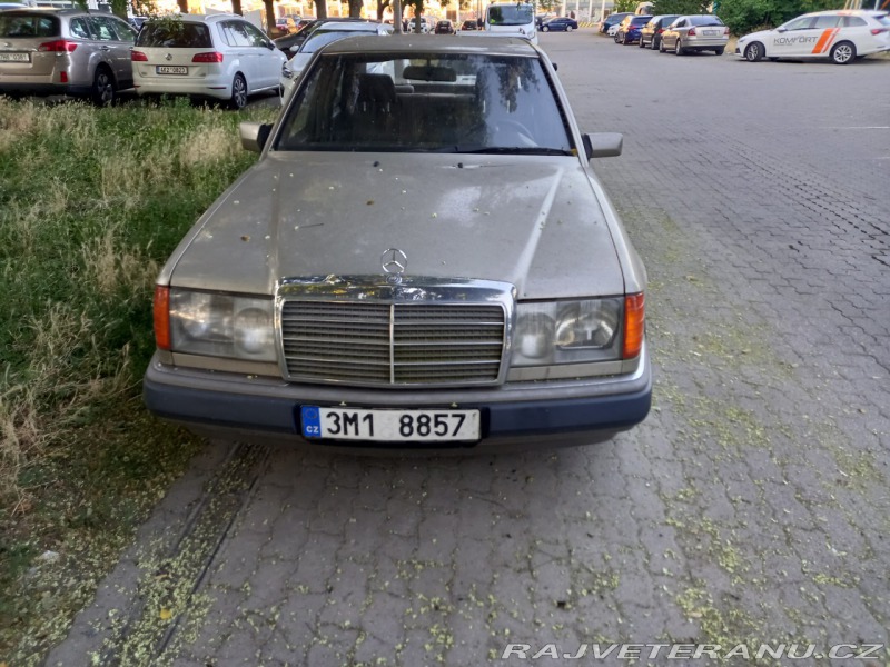 Mercedes-Benz 320 W124