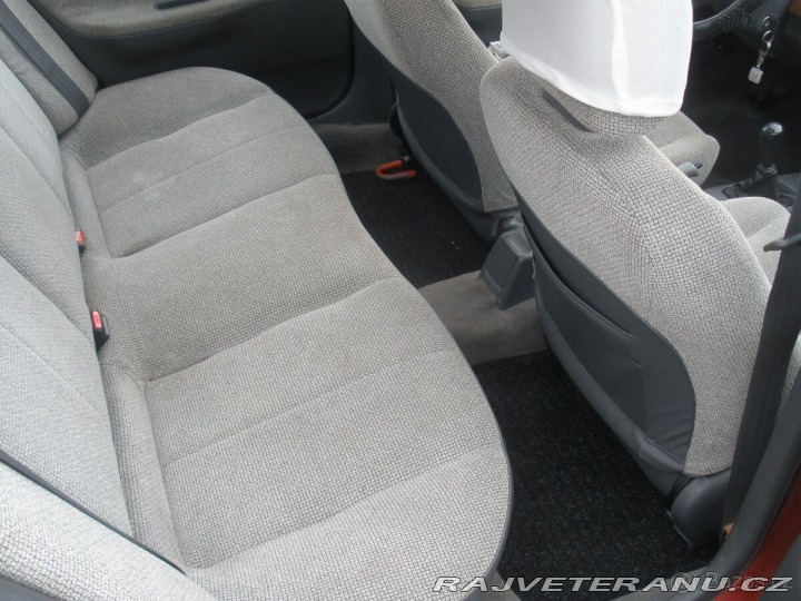 Honda Civic 1,6 ESi (sedan,r.v. 199 1992