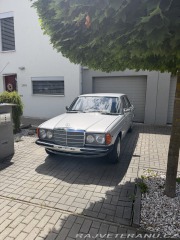 Mercedes-Benz 200 