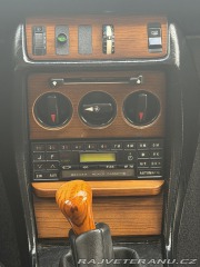 Mercedes-Benz 200  1981