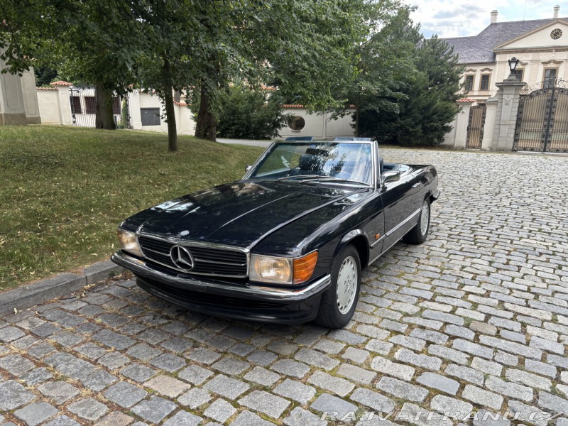Mercedes-Benz SL R107