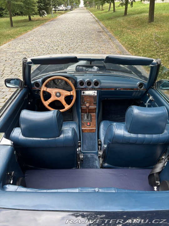 Mercedes-Benz SL R107 1972