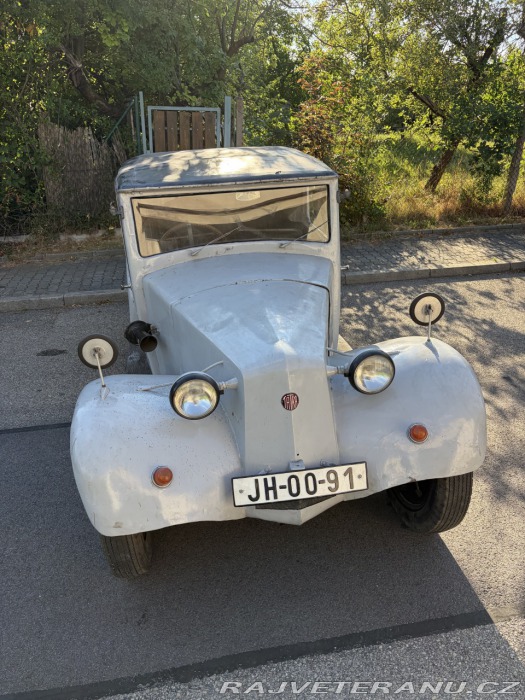 Tatra 57