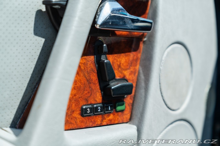 Mercedes-Benz 500 SL 1990