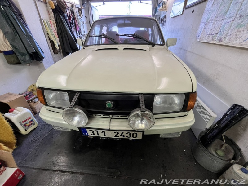 Škoda 120 