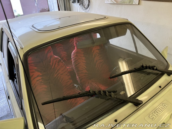 Škoda 120 1989
