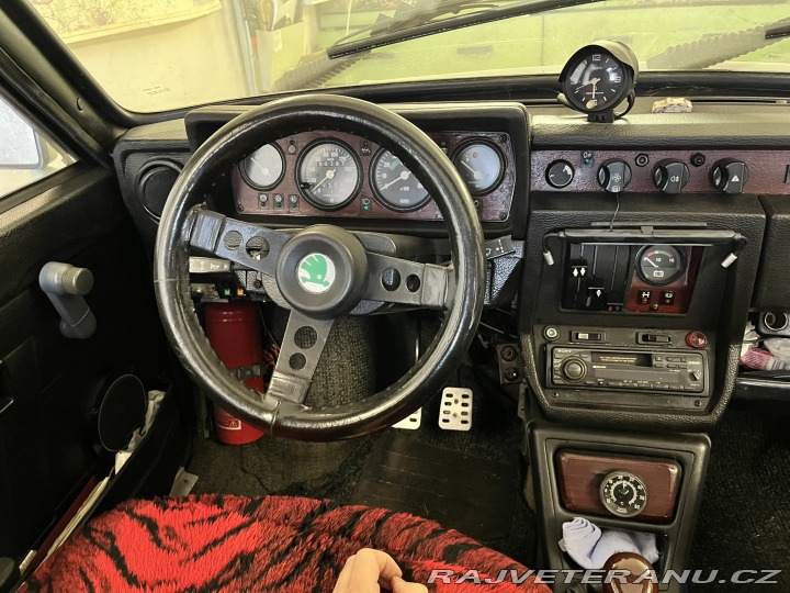Škoda 120 1989