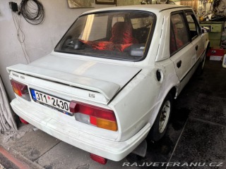Škoda 120 1989