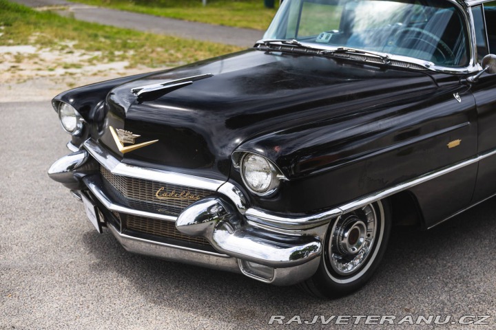 Cadillac Series 62 Sedan de Ville 1956