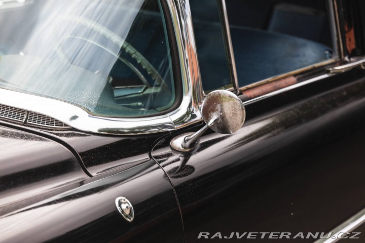 Cadillac Series 62 Sedan de Ville 1956