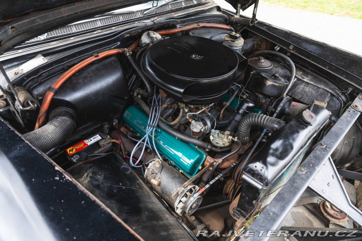Cadillac Series 62 Sedan de Ville 1956
