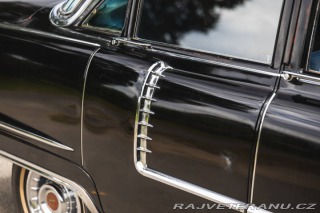 Cadillac Series 62 Sedan de Ville 1956