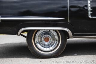 Cadillac Series 62 Sedan de Ville 1956