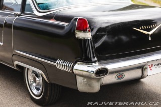 Cadillac Series 62 Sedan de Ville 1956