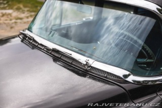 Cadillac Series 62 Sedan de Ville 1956